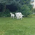 Apartamento 4 In Mit Balkon, Garten Und Kostenlosen Parkplatz *