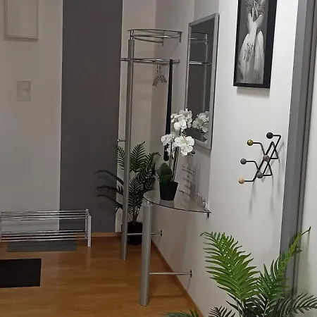 Апартаменты 4 In Mit Balkon, Garten Und Kostenlosen Parkplatz